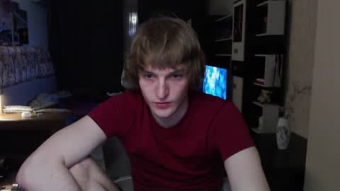 Snapshot of l1onkennedy chatting on April 1, 9:01 pm l1onkennedy online show from April 1, 9:01 pm