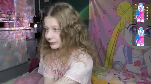 Sara online show from October 7, 2:47 pm