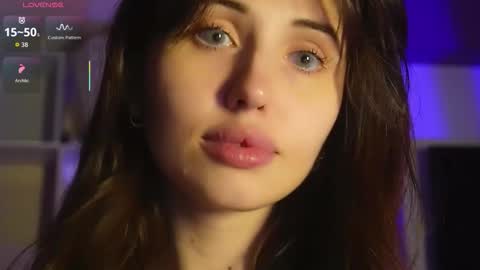 Snapshot of l1tww chatting on November 30, 10:25 pm Malika online show from November 30, 10:25 pm