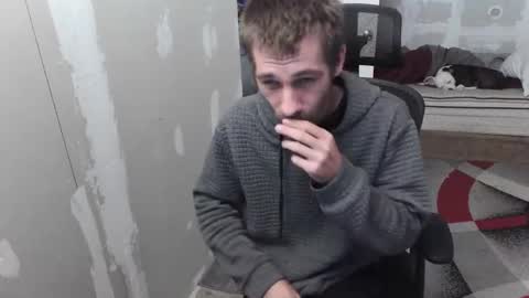 Snapshot of l1v1nth3dr3am chatting on September 20, 8:26 am l1v1nth3dr3am online show from September 20, 8:26 am