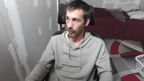 Snapshot of l1v1nth3dr3am chatting on October 1, 6:58 pm l1v1nth3dr3am online show from October 1, 6:58 pm