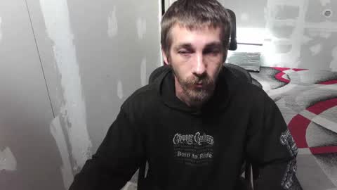 Snapshot of l1v1nth3dr3am chatting on October 6, 2:31 am l1v1nth3dr3am online show from October 6, 2:31 am