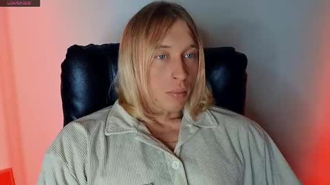 Snapshot of l_adonis_l chatting on April 11, 9:57 am Adonis online show from April 11, 9:57 am