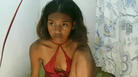 Snapshot of la_diva59887 chatting on September 20, 7:31 am la_diva59887 online show from September 20, 7:31 am