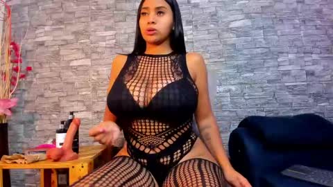 la_indiia online show from February 22, 12:19 pm