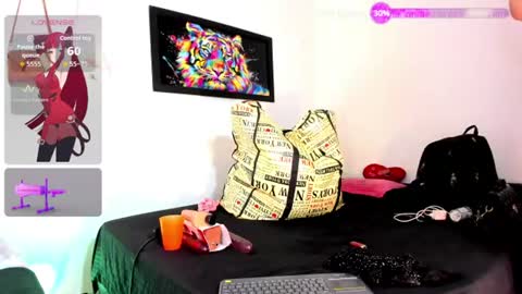Snapshot of la_ratona_1 chatting on July 14, 11:49 am AriSaray online show from July 14, 11:49 am