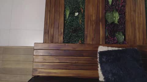 labrinthteasing online show from October 18, 8:09 pm