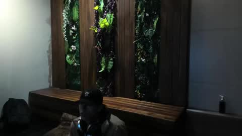 Snapshot of labrinthteasing chatting on January 17, 11:59 am labrinthteasing online show from January 17, 11:59 am