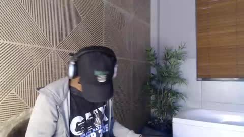 Snapshot of labrinthteasing chatting on February 26, 12:26 pm labrinthteasing online show from February 26, 12:26 pm