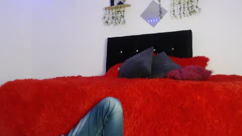 Snapshot of labrinthteasing chatting on July 10, 9:28 pm labrinthteasing online show from July 10, 9:28 pm