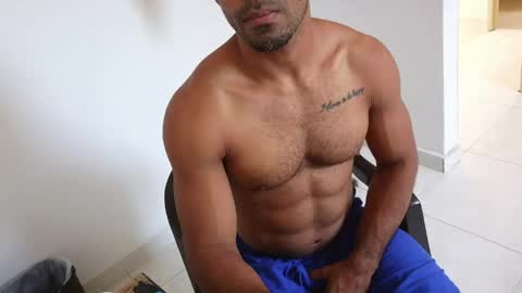 Snapshot of lacasadelosmunecosbq chatting on May 26, 2:35 pm Bruno Smith online show from May 26, 2:35 pm