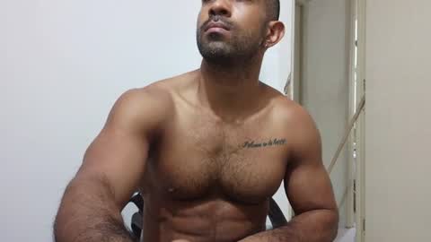 Snapshot of lacasadelosmunecosbq chatting on July 13, 4:48 am Bruno Smith online show from July 13, 4:48 am