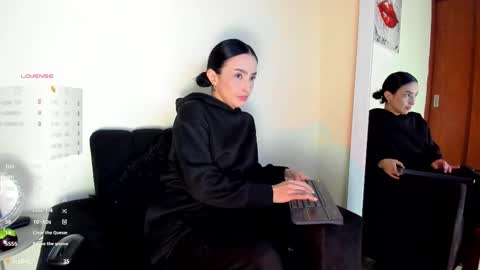 lace_victoria online show from December 3, 11:36 pm