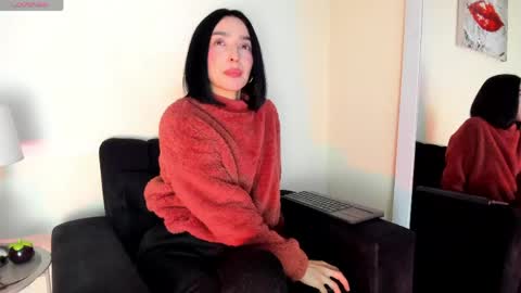 Snapshot of lace_victoria chatting on June 10, 1:06 am lace_victoria online show from June 10, 1:06 am