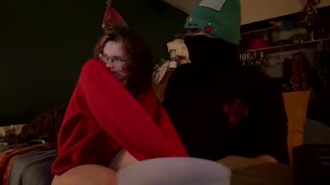 Snapshot of lacedinsin chatting on September 24, 3:32 am lacedinsin online show from September 24, 3:32 am