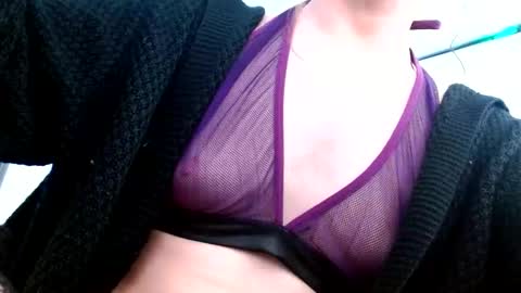 Snapshot of laceyphoenix1 chatting on March 14, 3:23 am Lacey Phoenix online show from March 14, 3:23 am