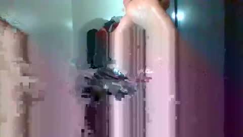 lachickadelbronx online show from March 5, 12:05 am