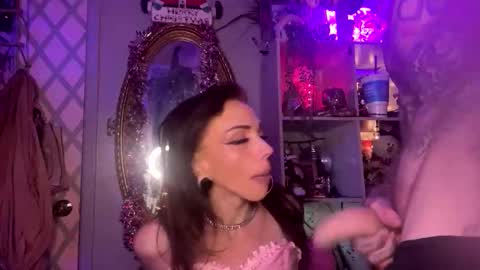 Laci online show from December 15, 3:00 am