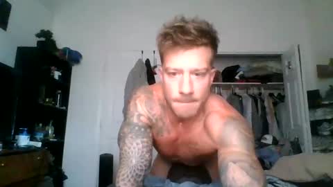 lacrioxcum18 online show from October 26, 3:18 pm