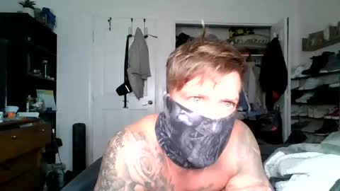 Snapshot of lacrioxcum18 chatting on February 4, 3:51 pm lacrioxcum18 online show from February 4, 3:51 pm