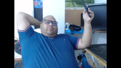 rob online show from January 12, 10:37 pm