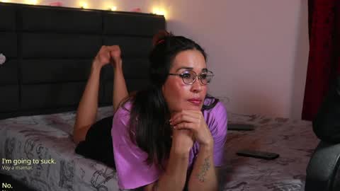 Snapshot of lady_boobs1 chatting on April 23, 3:03 pm Kathie Dicky online show from April 23, 3:03 pm