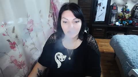 lady_boom_ online show from December 11, 12:12 pm