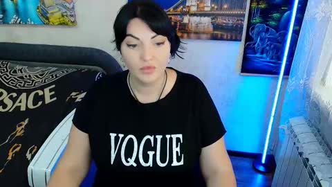 lady_boom_ online show from September 23, 9:56 am