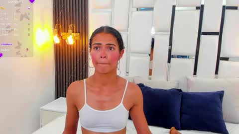 Lady  online show from May 15, 11:01 pm