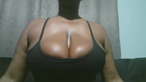 lady_dearra online show from December 20, 3:24 am