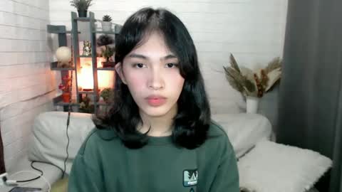   online show from December 4, 8:56 am