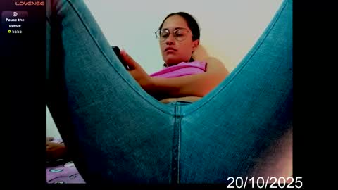 Snapshot of lady_jhana chatting on October 20, 12:05 pm Jhana online show from October 20, 12:05 pm