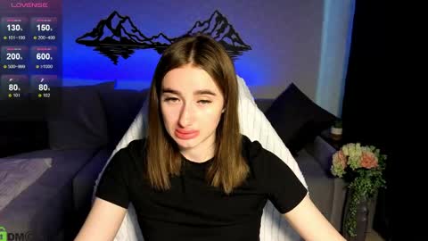 Olivia online show from May 27, 1:13 am