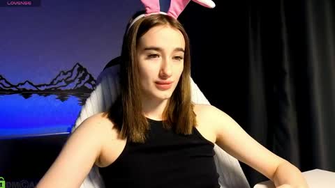 Olivia online show from May 30, 12:30 am