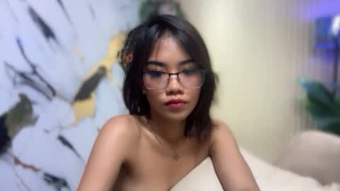 Snapshot of lady_mari69 chatting on November 8, 11:25 pm lady_mari69 online show from November 8, 11:25 pm