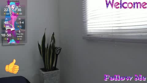 Lady Miss online show from December 7, 12:13 pm