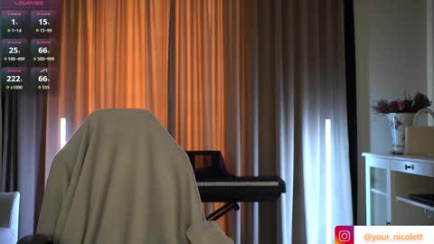 Snapshot of lady_nicolett chatting on October 8, 10:35 am lady_nicolett online show from October 8, 10:35 am