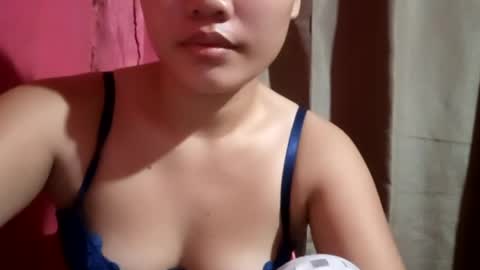Snapshot of lady_rose19 chatting on July 14, 2:05 am kitty online show from July 14, 2:05 am