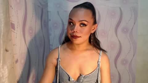 Snapshot of lady_shane26 chatting on May 8, 11:59 am lady_shane26 online show from May 8, 11:59 am