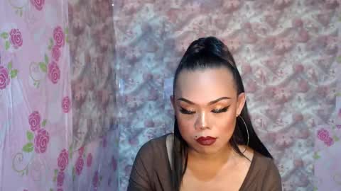 Snapshot of lady_shane26 chatting on June 10, 2:49 pm lady_shane26 online show from June 10, 2:49 pm