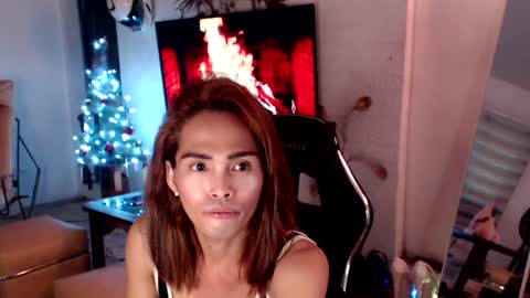 M MMY online show from December 10, 12:28 am