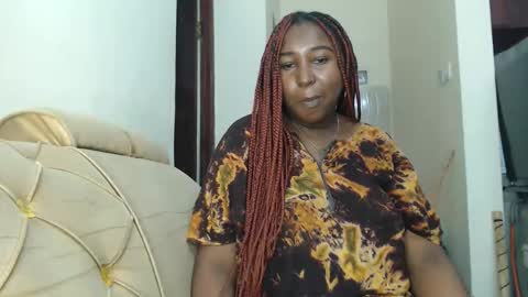 Maya online show from December 2, 11:00 pm