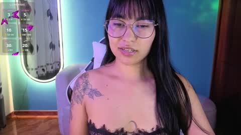 Lady Violet Bridgerton online show from October 3, 10:51 pm