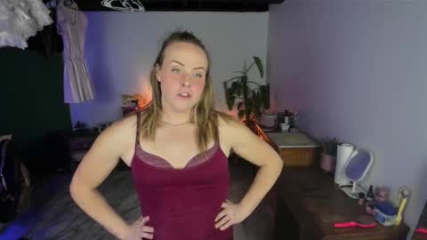 Snapshot of ladyboyhomemaker chatting on February 18, 10:44 am ladyboyhomemaker online show from February 18, 10:44 am