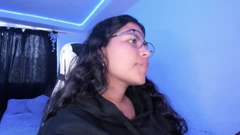 Snapshot of ladybrown_16 chatting on December 21, 10:30 pm Lady online show from December 21, 10:30 pm