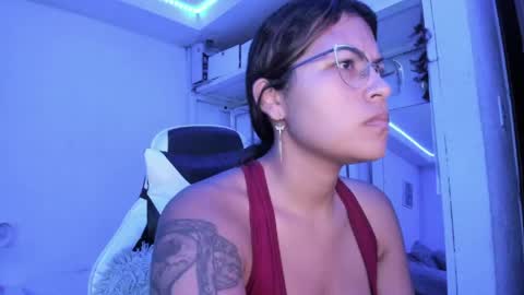  Lady  online show from April 16, 2:56 am