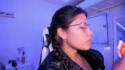  Lady  online show from May 29, 2:53 am