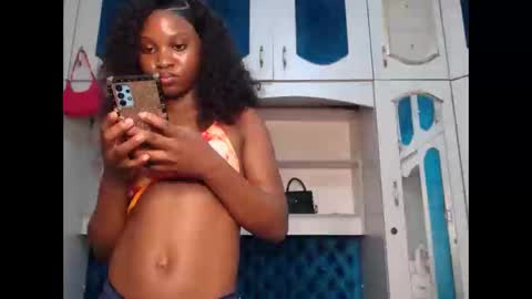 ladydiva69 online show from April 14, 6:47 pm