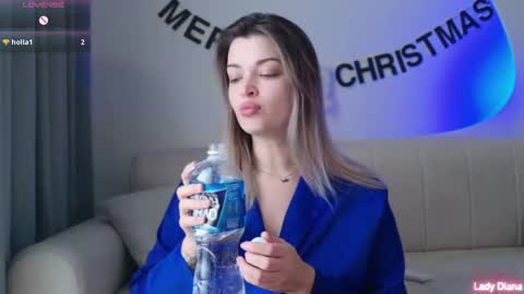 ladylancaster online show from December 16, 5:12 am