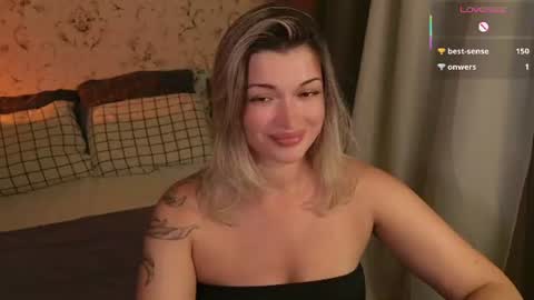 Snapshot of ladylancaster chatting on July 23, 6:17 pm ladylancaster online show from July 23, 6:17 pm